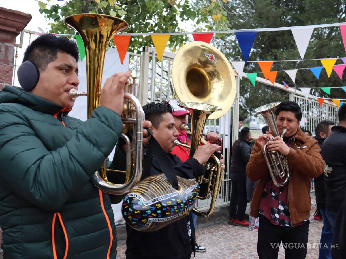 $!La música de banda no podía faltar.