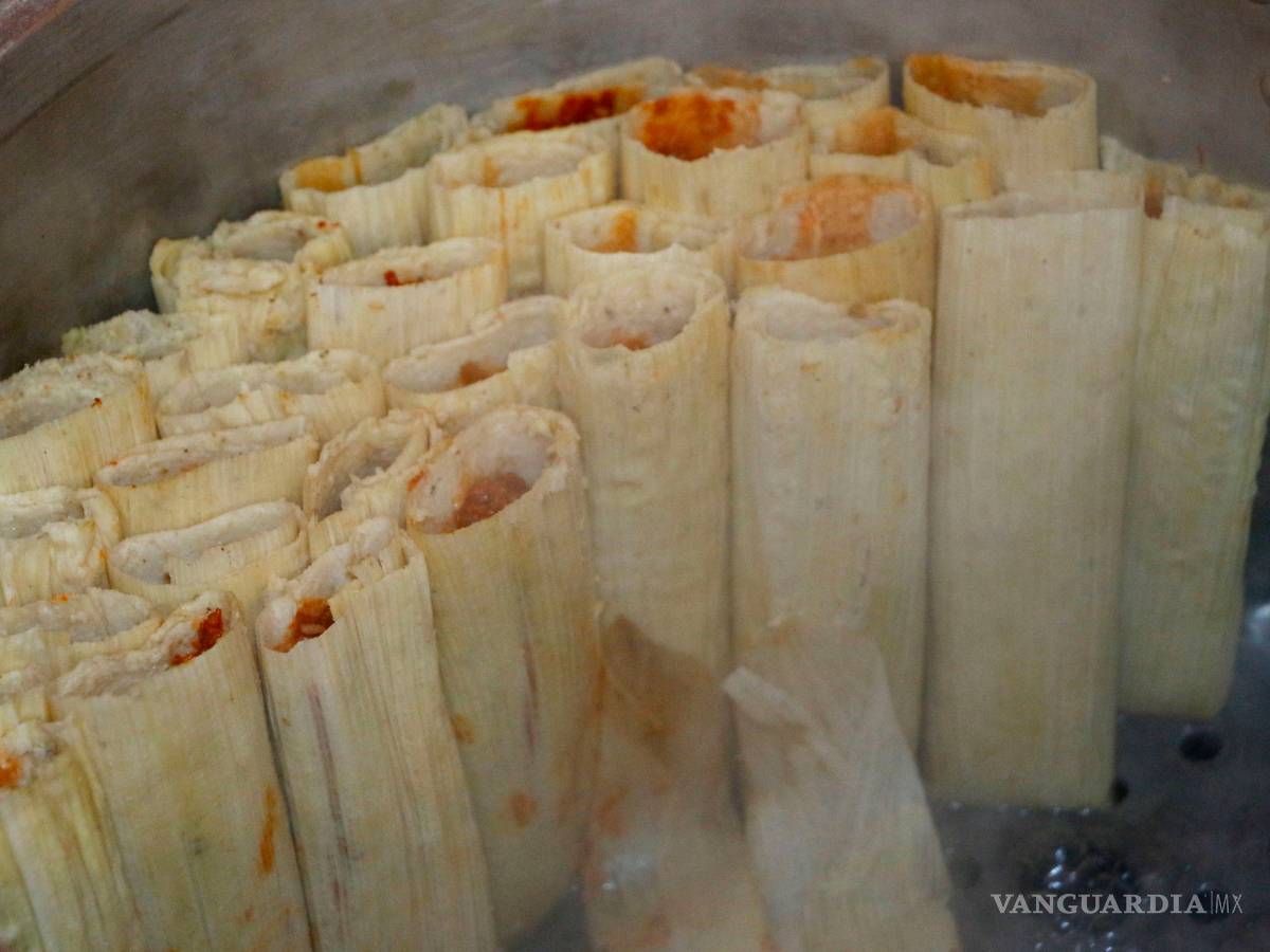 $!Se agotan los tamales en negocios de Saltillo