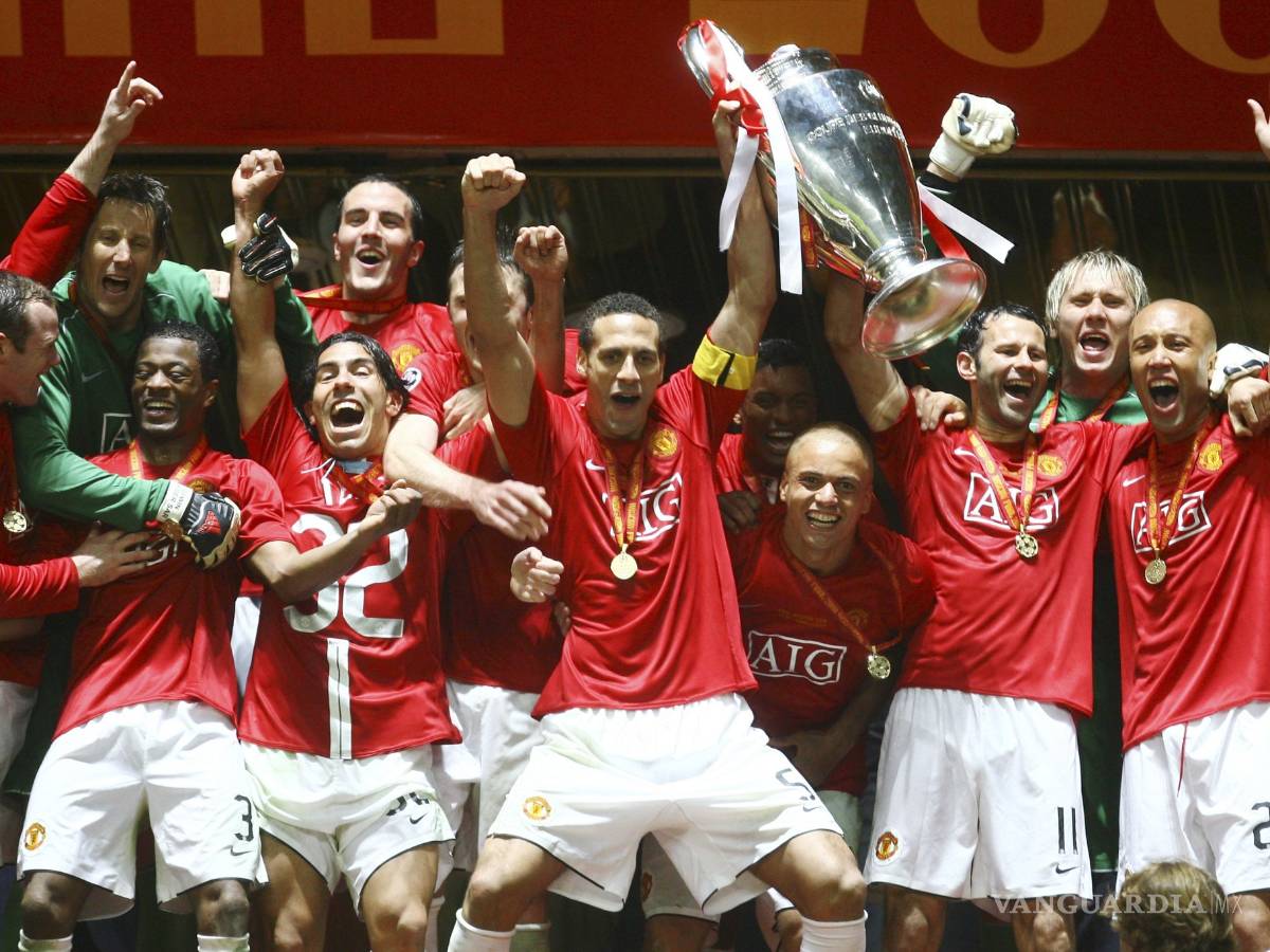 $!Rooney se pone nostálgico y comparte imagen del Manchester United que sí daba miedo