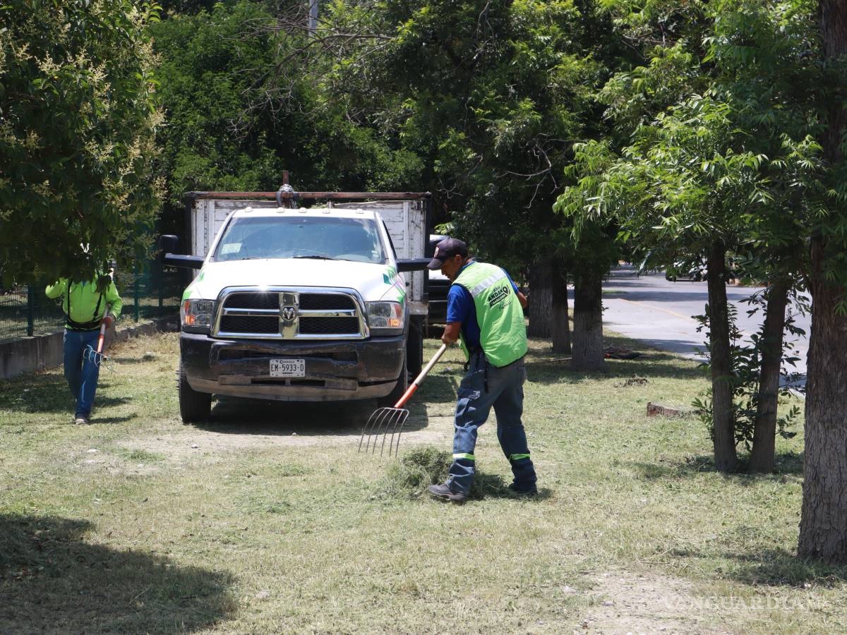 $!Las labores se llevaron a cabo sobre el bulevar Jesús Valdés Sánchez, entre Nazario Ortiz Garza y periférico Luis Echeverría.