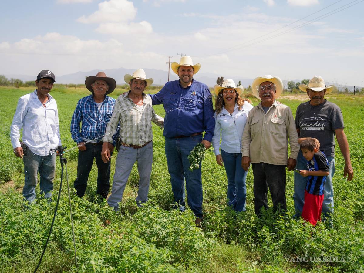 $!Con la instalación de la bomba sumergible, las familias del ejido tendrán garantizado el abasto de agua.