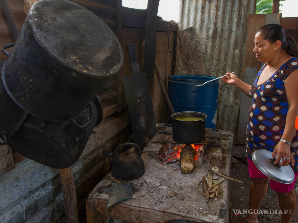 $!Familias pobres pagan hasta 40% en préstamos
