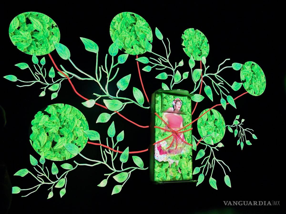 $!Una obra de arte interactiva durante la inauguración de Frida Kahlo: The Life of an Icon, como parte del Festival de Sydney 2023, en Sydney, Australia