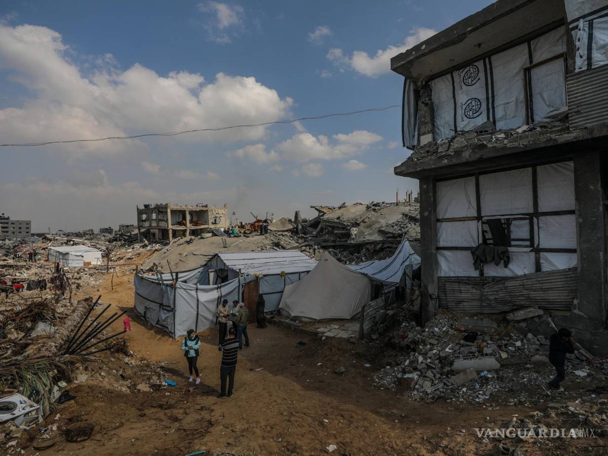 $!Desde que comenzó la guerra, más de 50,000 personas han muerto en Gaza y Líbano y casi el 70% de los edificios en Gaza han sido devastados.