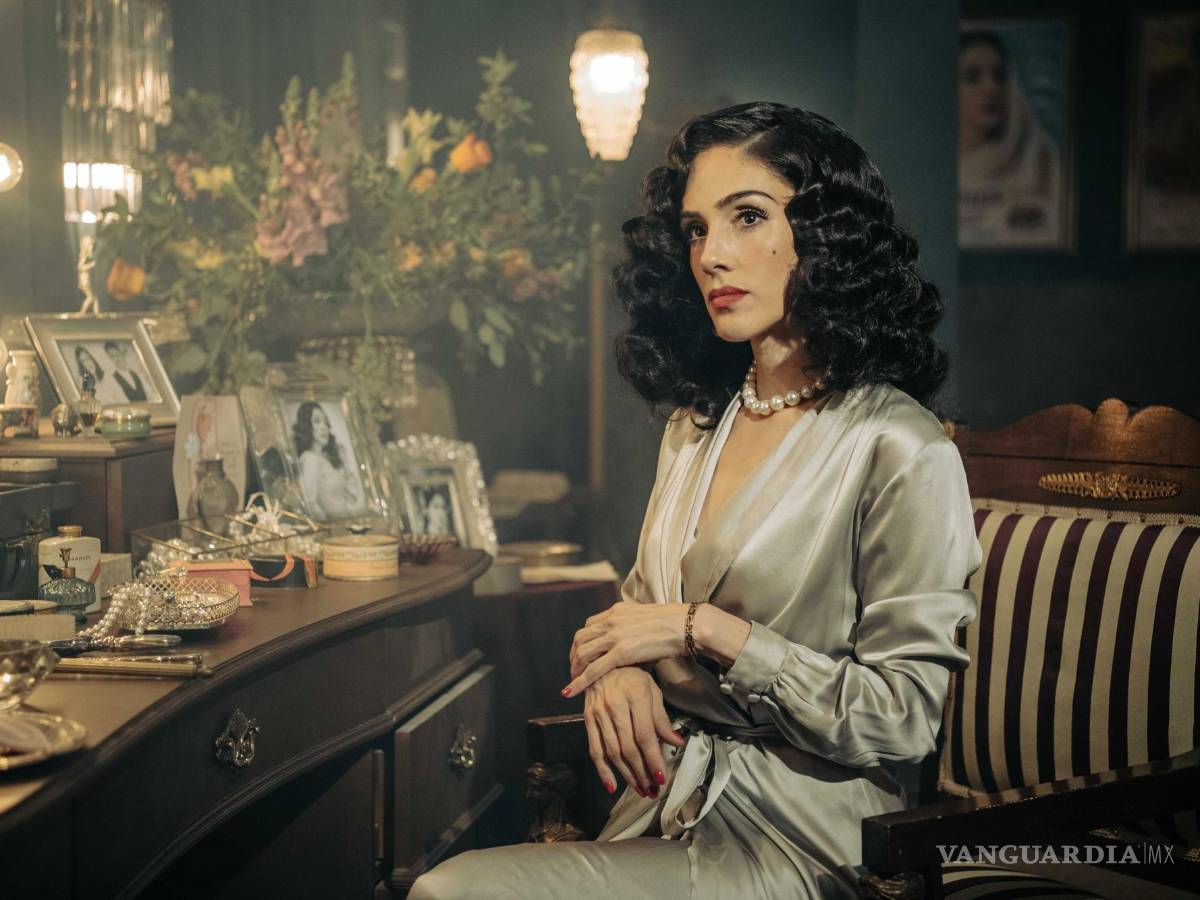 $!Sandra Echeverría como la joven María Félix, durante una escena de la serie María Félix, La Doña que se estrena el 21 de julio por ViX+.