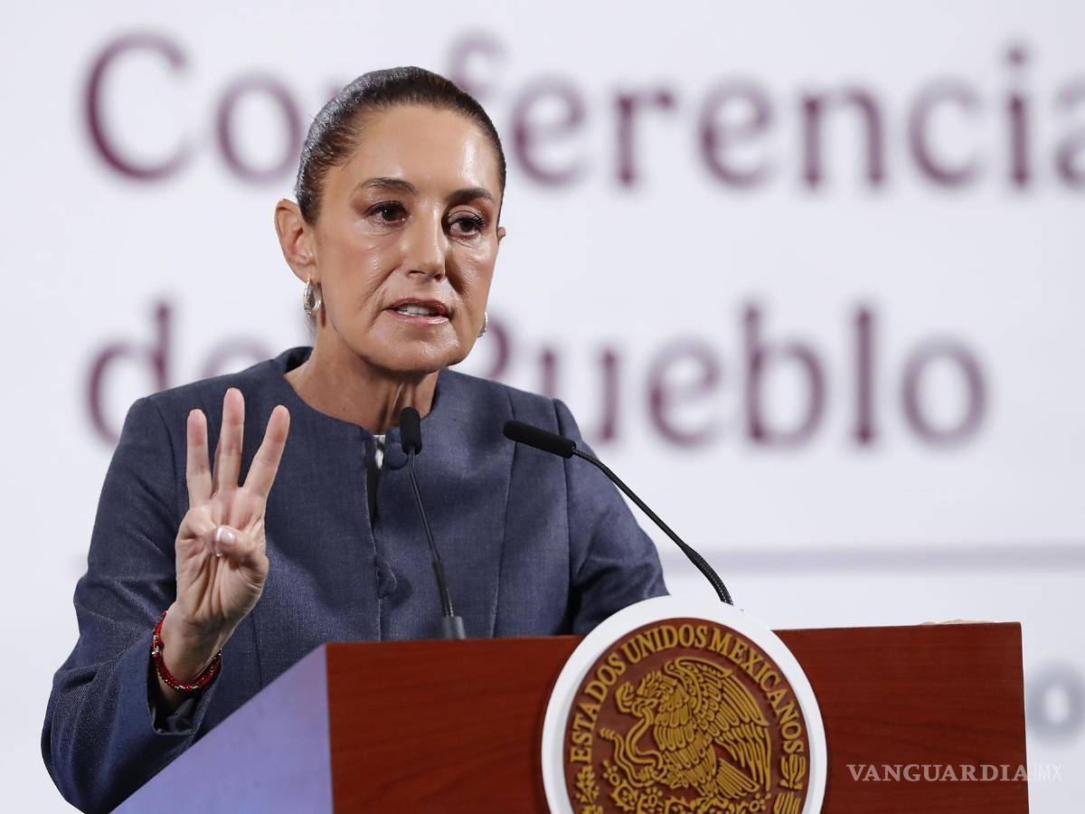 $!Para México el FMI pronostica una entrada en recesión con una contracción del PIB del 0.3 %. Claudia Sheinbaum expresó que su Gobierno no coincide con el FMI.