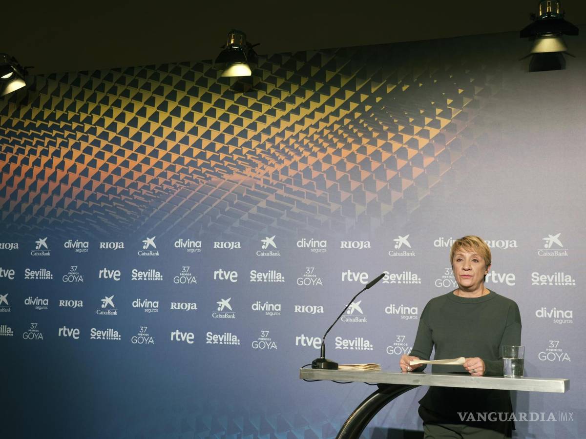 $!La actriz Blanca Portillo durante la lectura de las obras e intérpretes nominados para 28 categorías en los premios Goya 2023.