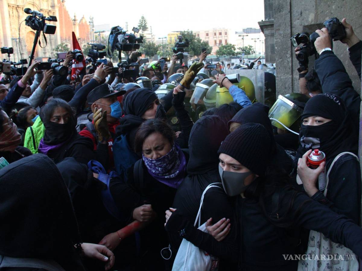 $!Feministas con ira, dolor y frustración mira estas imágenes