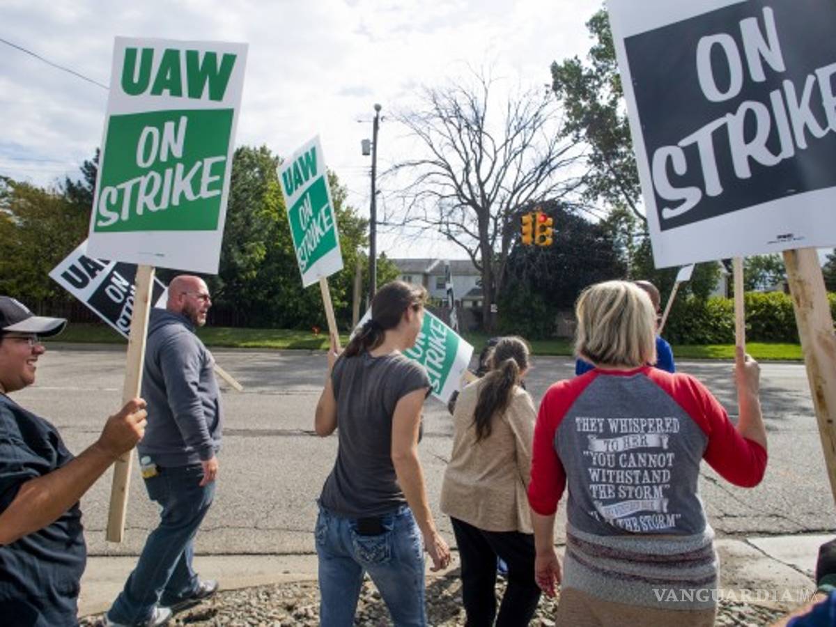 $!Siguen negociaciones entre General Motors y sindicato para acabar con la huelga