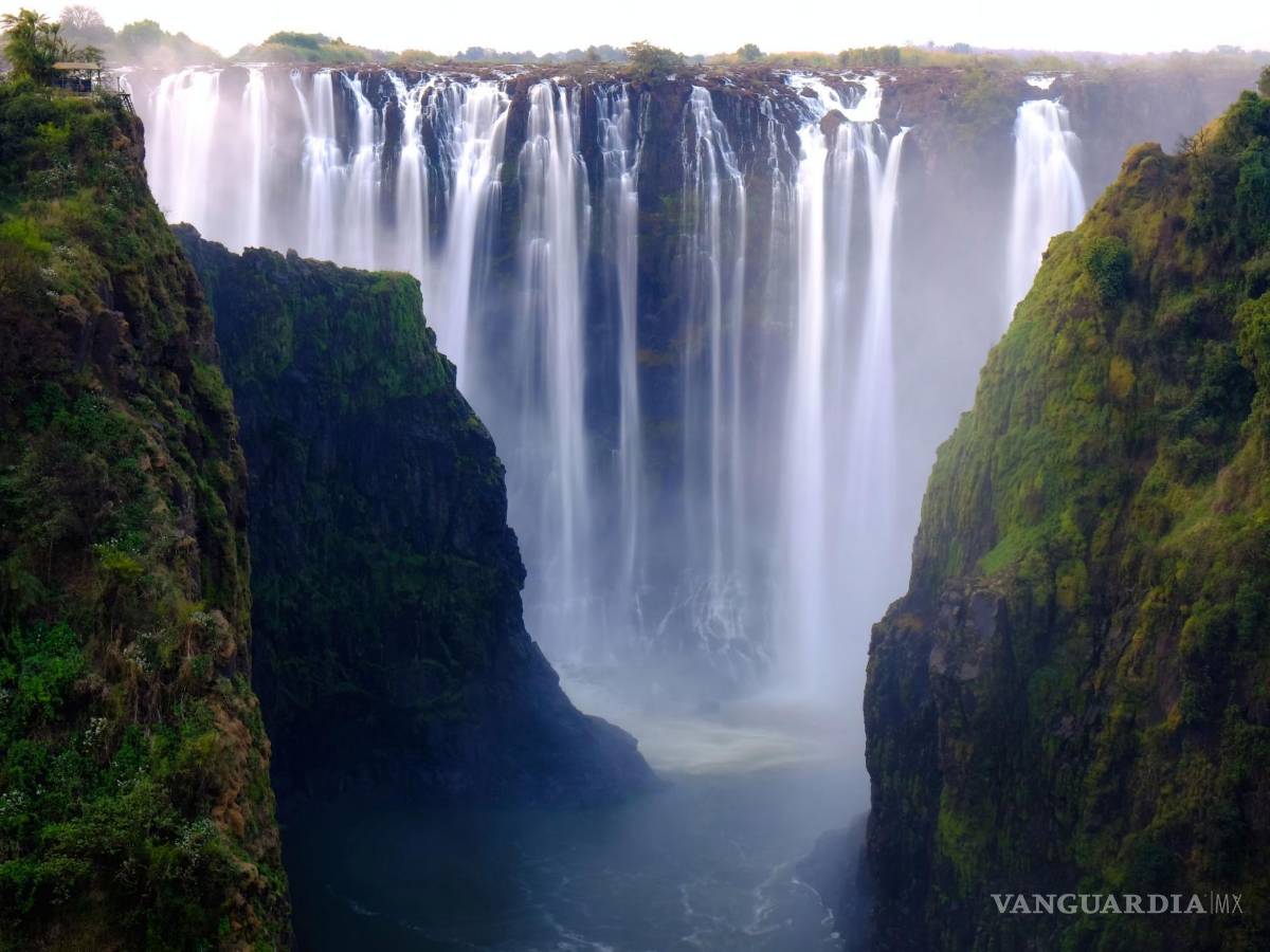 $!“Es muy probable que una combinación de agua dulce y agua de mar se mezclara con las rocas calientes que se formaron los circones”, explicó Hamed Gamaleldien.