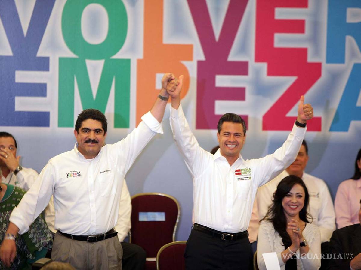 $!¿Manuel Espino es el amuleto de la victoria de AMLO?, levantó la mano a Calderón y a Peña Nieto... ¡y ganaron!