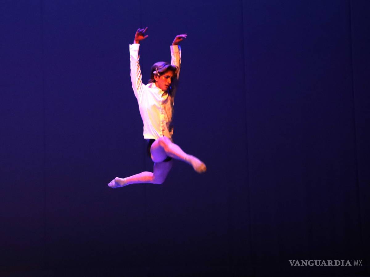 $!Gala Internacional de Ballet deslumbra en el principal escenario de Saltillo