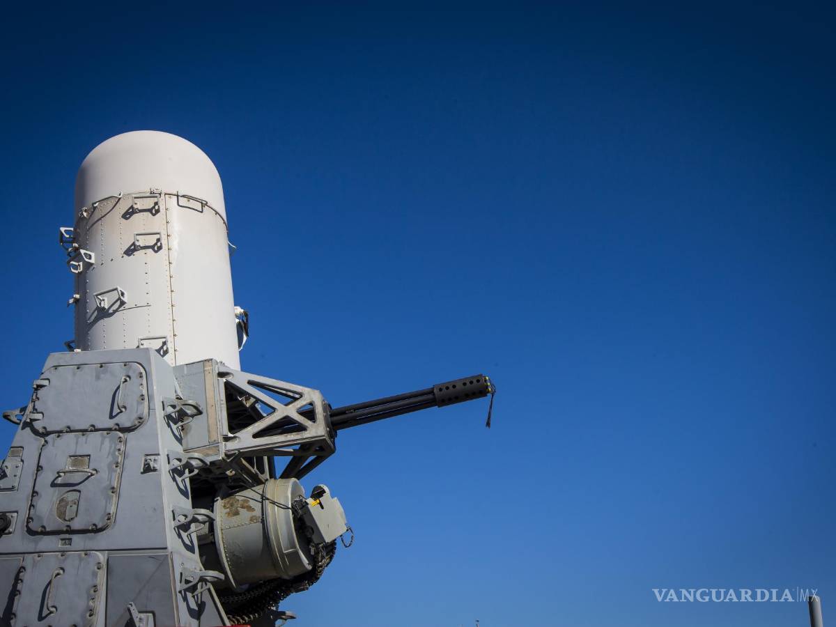 $!Imagen de archivo del destructor USS Gravely, parte de las fuerzas de EU y aliados que buscan proteger el tránsito en el mar Rojo.