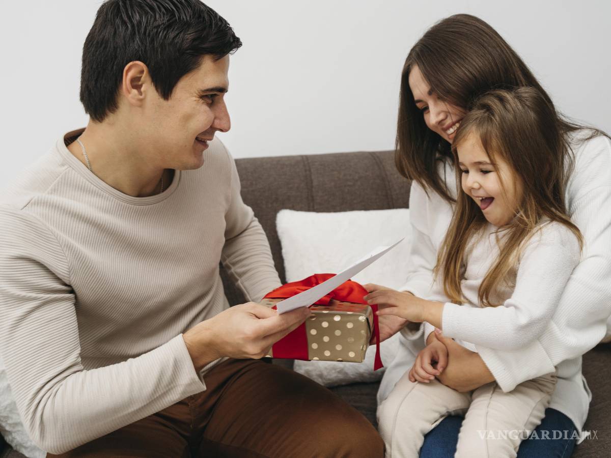 $!Día de las Madres: ¿Tengo que darle un regalo a la mamá de mis hijos?