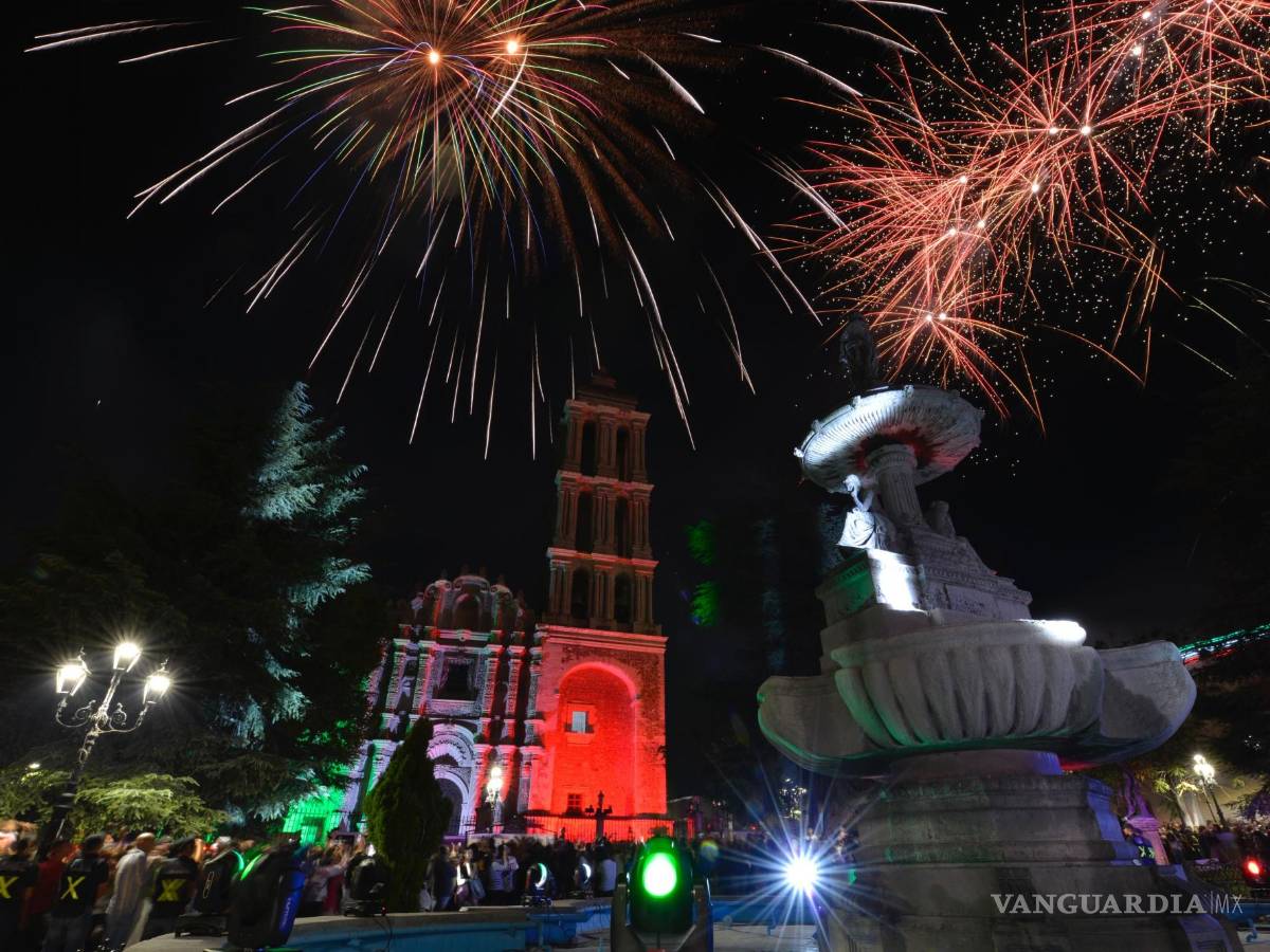 $!Da Riquelme su último grito de independencia como gobernador: ‘¡Viva la unidad de los mexicanos!’