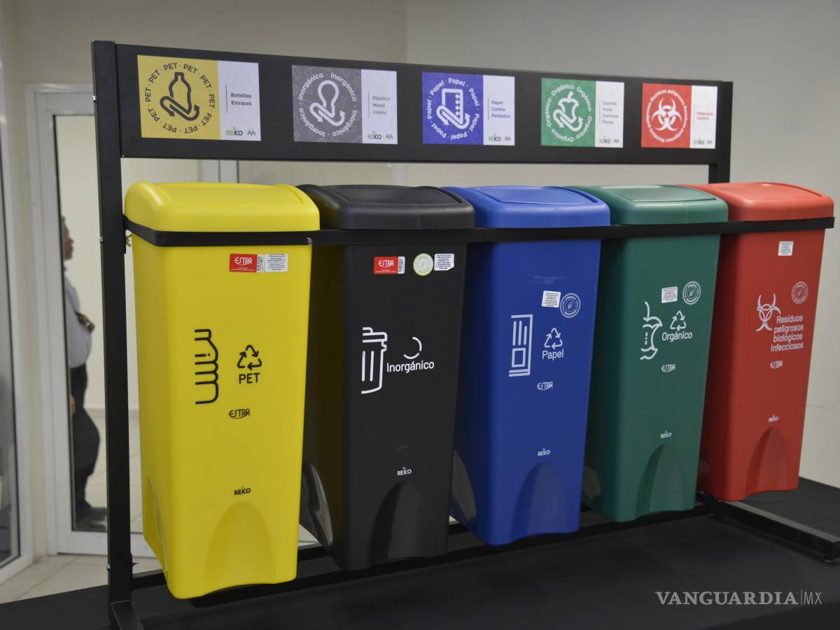 $!Separación de residuos, ahorro de agua y energía, y reducción de insumos de oficina son algunas de las acciones que implementarán los trabajadores municipales.