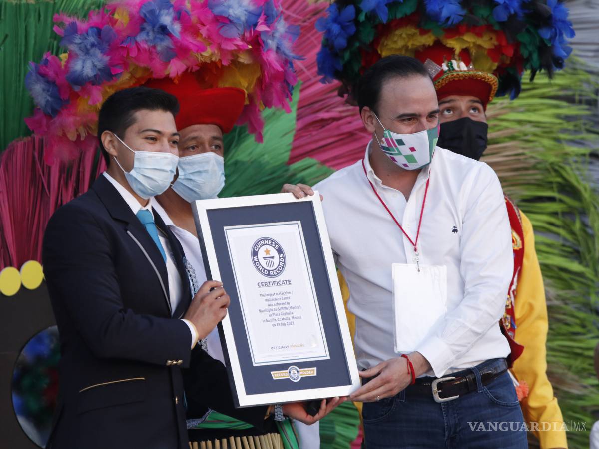 $!Con Matlachinada logra Saltillo récord Guinness; inician festejos del 444 aniversario de la ciudad