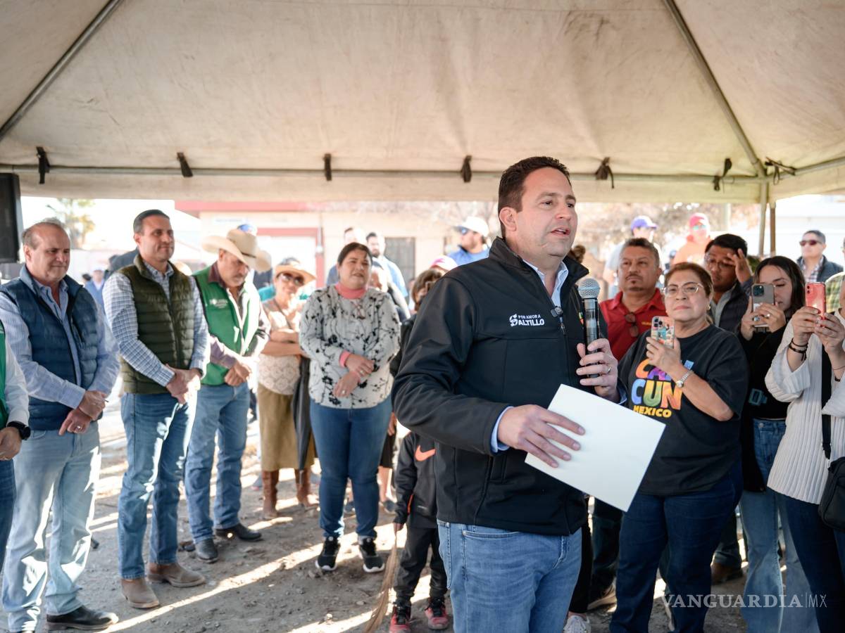 $!Funcionarios municipales y estatales acompañaron el arranque del proyecto, destacando la coordinación entre los niveles de gobierno para el desarrollo de Saltillo.