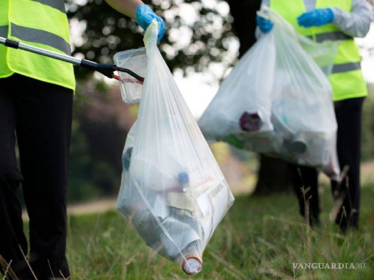 $!Tirar basura o escombro en sitios prohibidos puede costar hasta 46 mil 924 pesos.