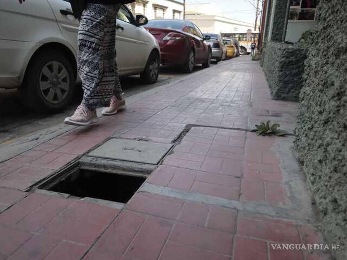 $!La mala calidad de las banquetas fue señalada por los ciudadanos.
