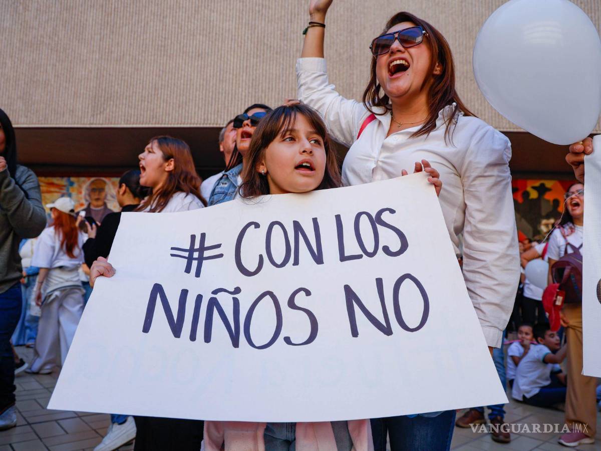 $!Los niños Gael, Alexander y su padre Antonio de Jesús perdieron la vida en un intento de robo el pasado fin de semana en el sector Los Ángeles, al nororiente de Culiacán.