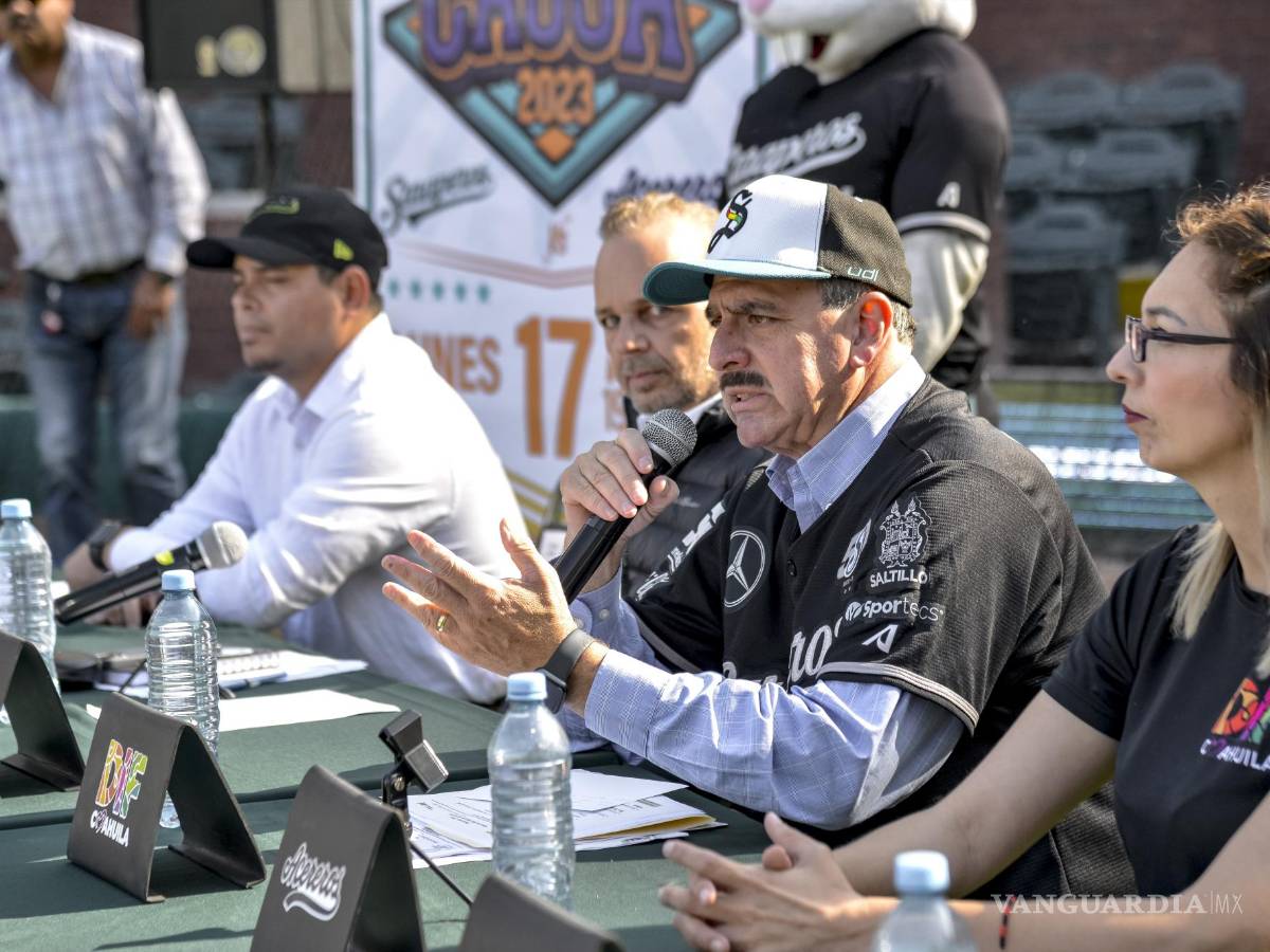 $!En el evento estuvieron presentes autoridades de Saraperos, DIF Estatal e Instituto Estatal del Deporte.