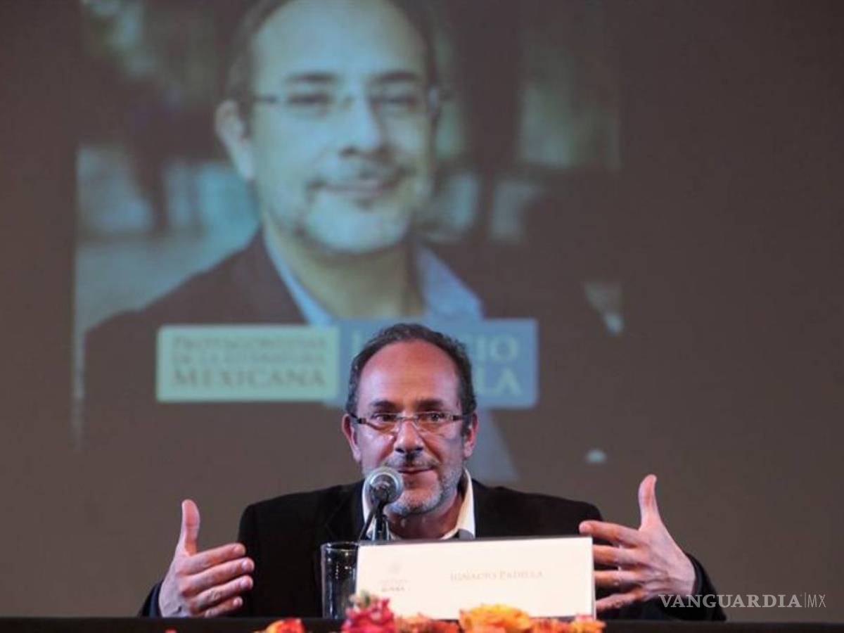 $!Reconocen a Ignacio Padilla como un actor esencial de la literatura mexicana