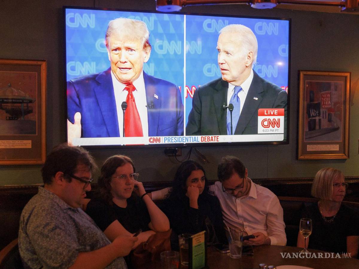 $!El inédito debate, por su realización de manera muy temprana, fue observado por TV por millones de estadounidenses.