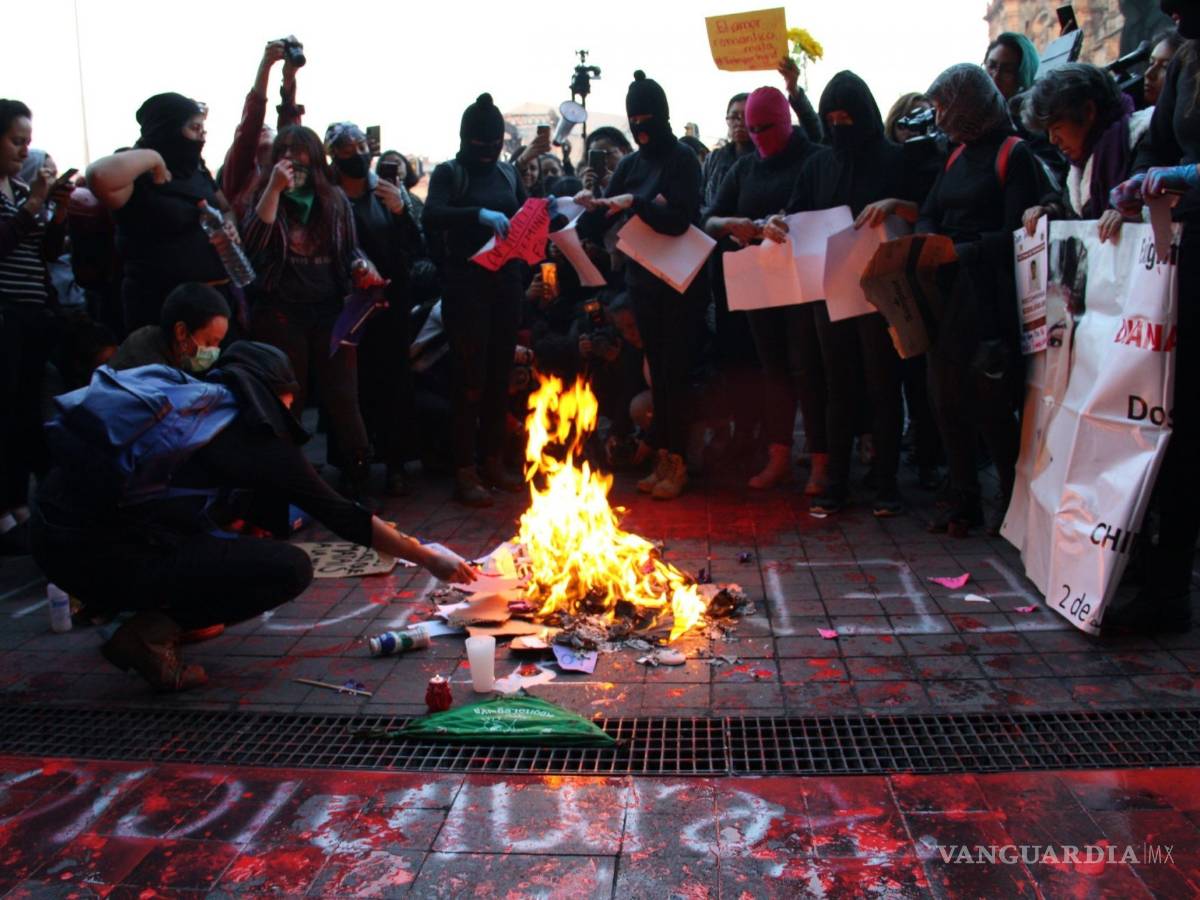 $!Feministas con ira, dolor y frustración mira estas imágenes