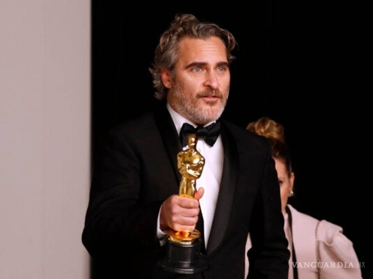 $!Joaquin Phoenix... la trágica historia de su hermano River quien falleció en sus brazos (video)