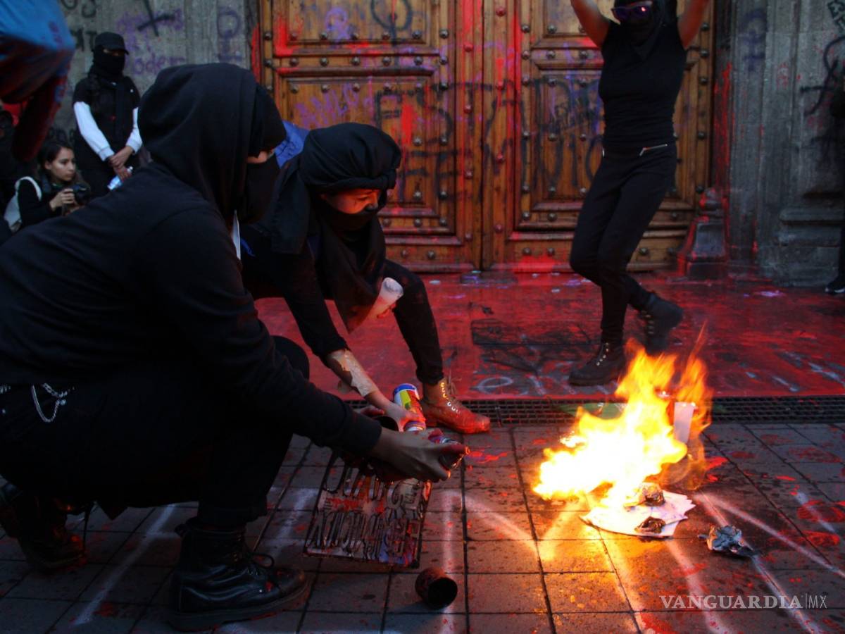 $!Feministas con ira, dolor y frustración mira estas imágenes