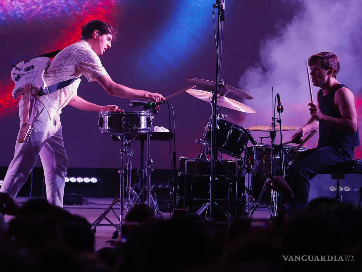 $!Marius Lauber, conocido en la escena musical como Roosevelt, se presentaron en la Alhóndiga de Granaditas en la fiesta del 50 aniversario del Festival FIC.