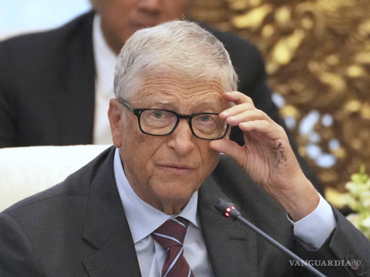 $!Musk “pudo haber sido un gran filántropo, pero entretanto, el hombre más rico del mundo se ha involucrado en la muerte de los niños más pobres del mundo”, afirma Gates.