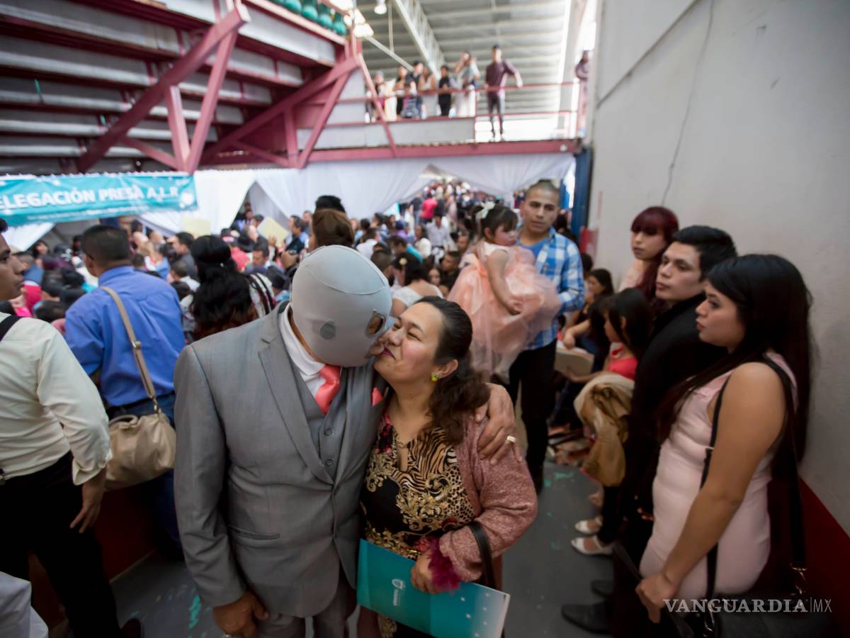 $!Con 1650 bodas celebran en grande Día del Amor en Tijuana