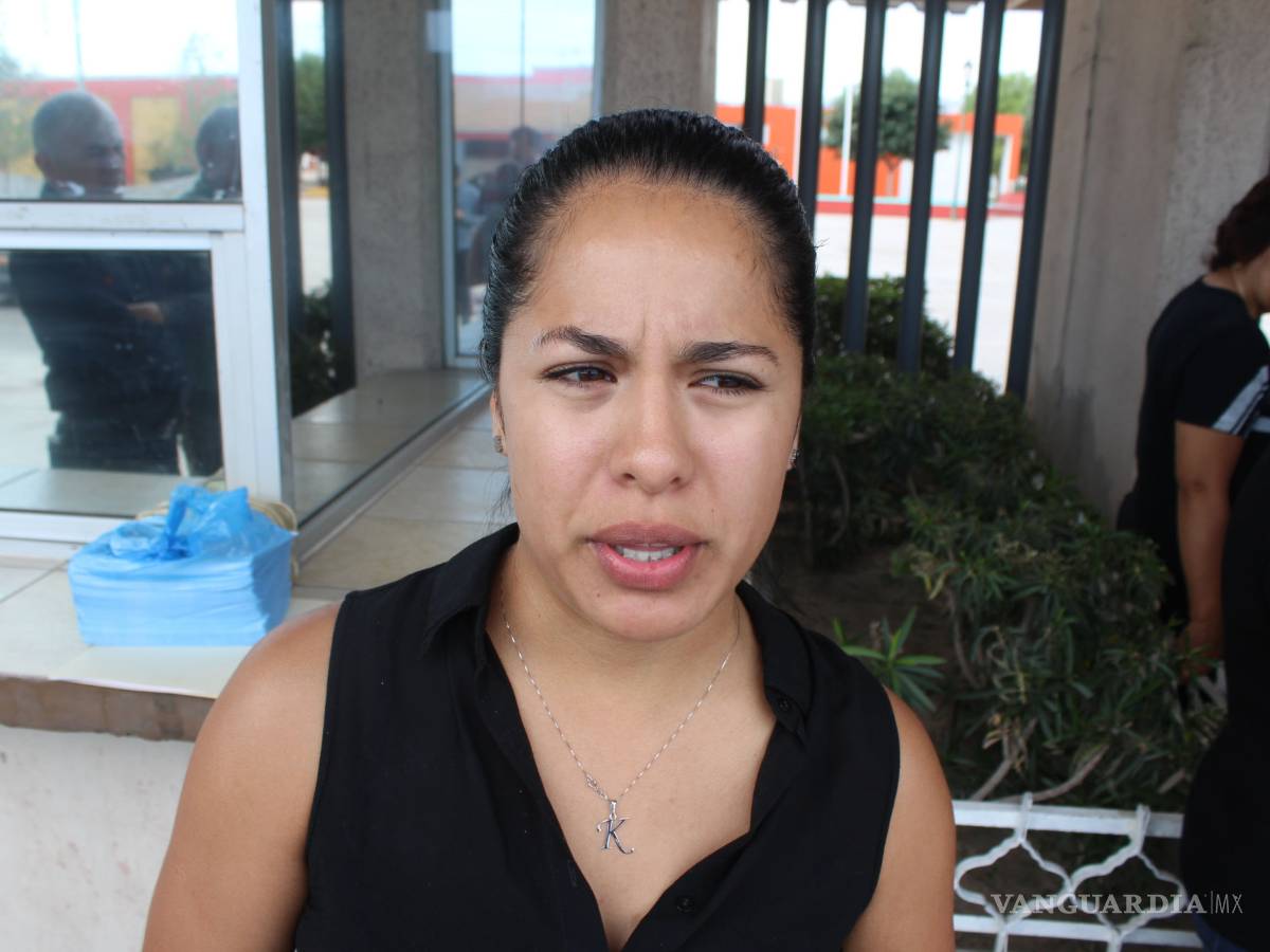 $!Marchan en Torreón exigen aparición de Liliana y Laura Valeria