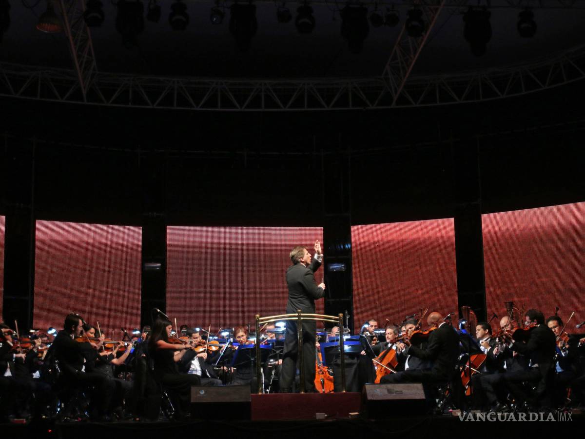 $!Una noche interplanetaria en la FIL