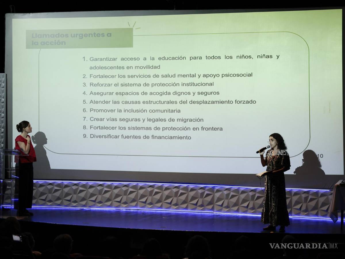 $!Las investigadoras de la Universidad Iberoamericana, Eugenia Morales (i), y Andrea Orcasitas, en la presentación de la investigación de Plan International y Save the Children.