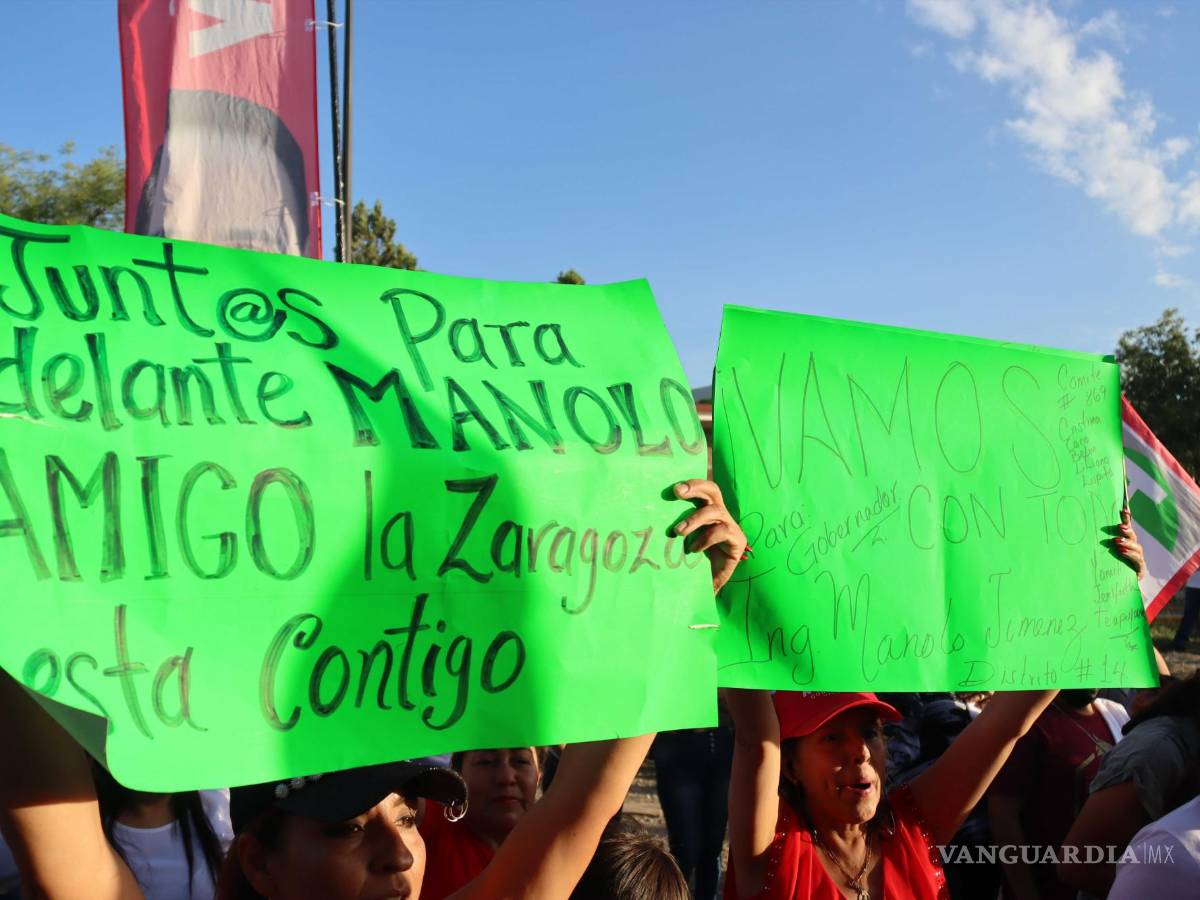 $!Habitantes se mostraron en apoyo al candidato del PRI-PAN-PRD.