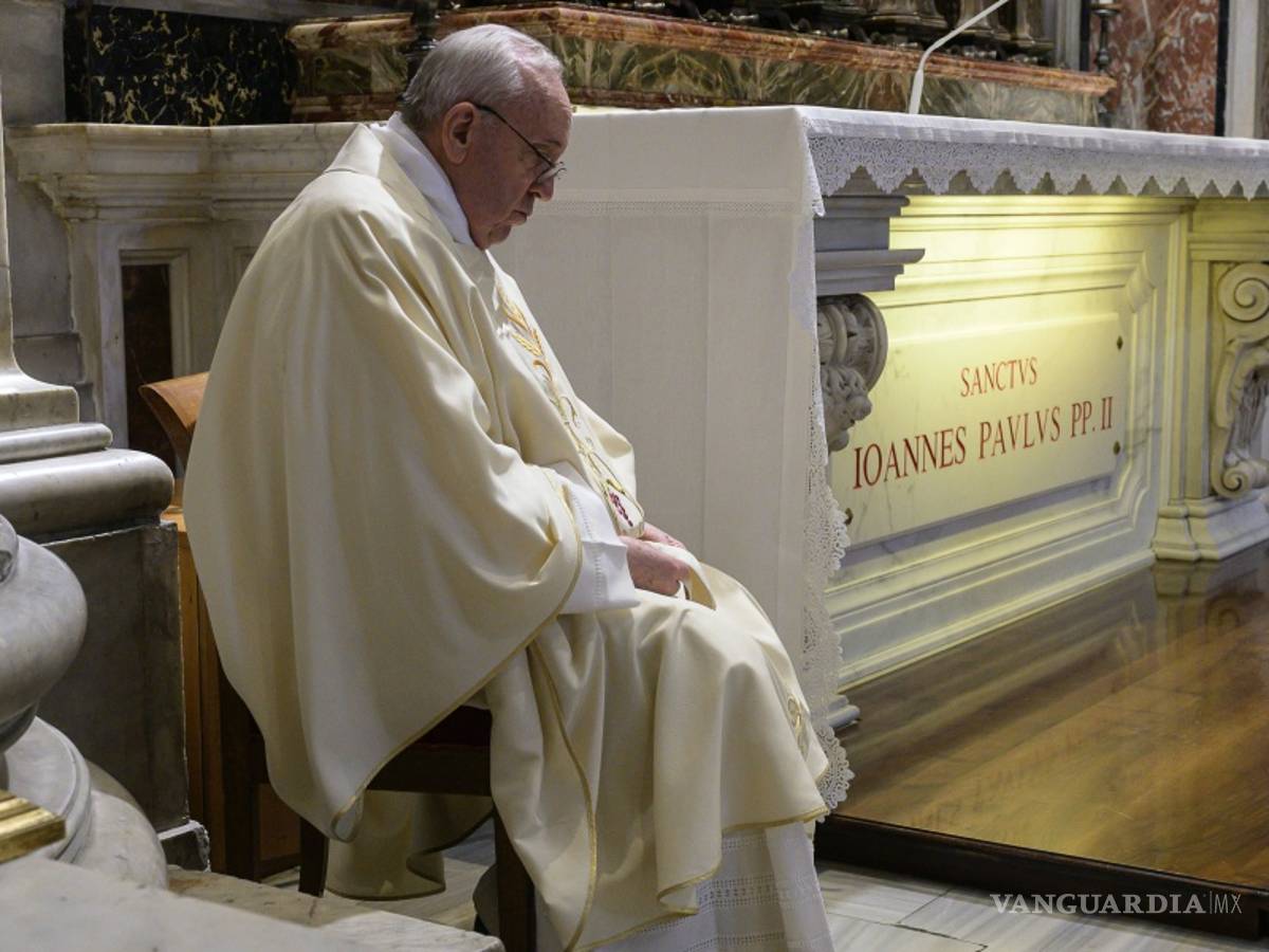 $!Así celebran el centenario del nacimiento de Juan Pablo II en tiempos del coronavirus (fotos)