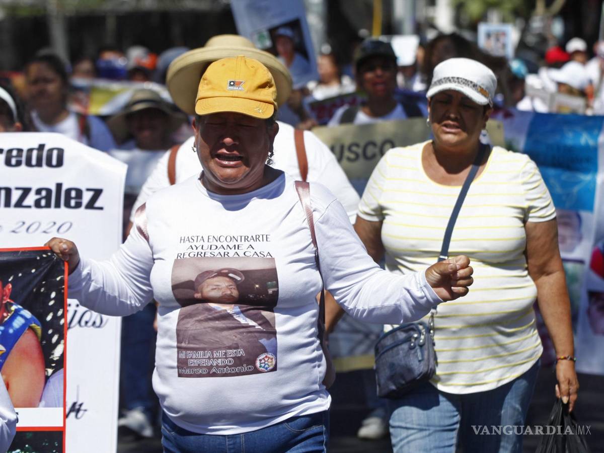 $!Marchan madres en la CDMX por sus desaparecidos; condenan omisiones de la autoridad