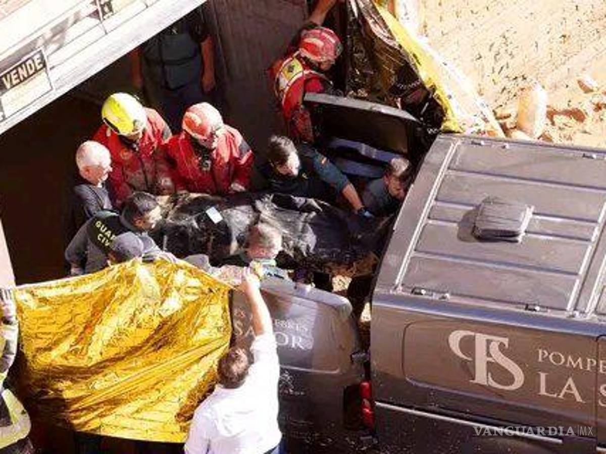 $!Siguen contando cuerpos en Valencia, España; ya son más de 200 fallecidos por inundaciones