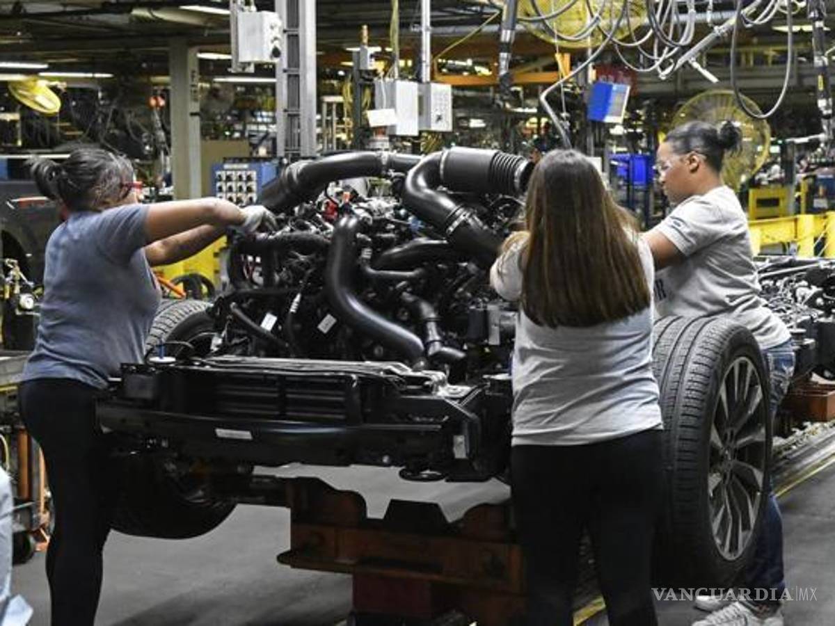 $!Trump obliga a fabricantes de coches de EU a revelar secretos, por seguridad nacional
