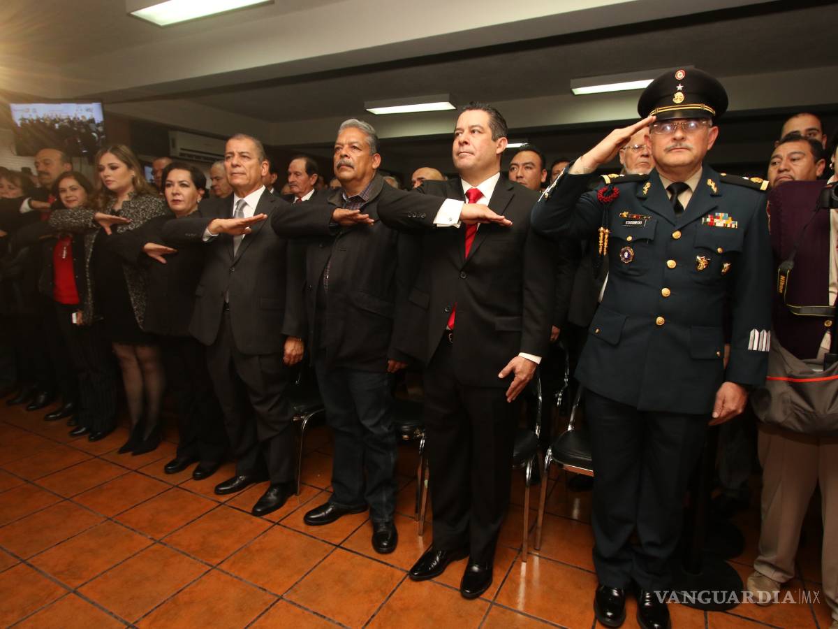 $!Rinde protesta como nuevo alcalde de Ramos Arizpe el priista José María Morales