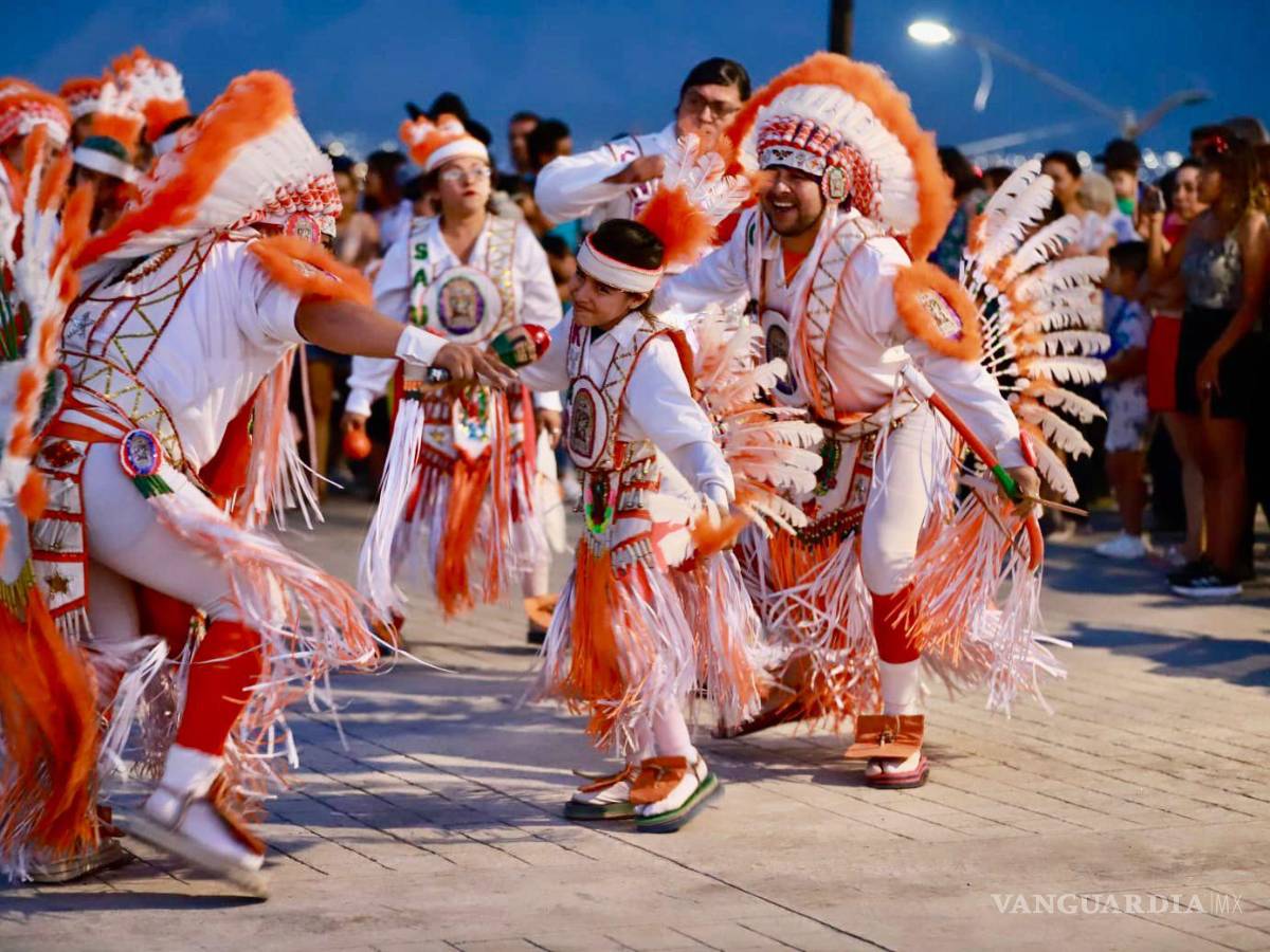$!Los danzantes se apropiaron del espacio y la atención de los presentes.