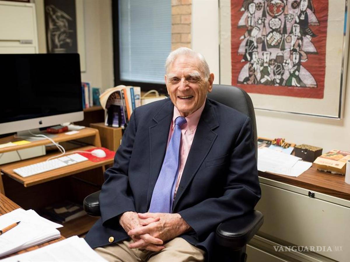 $!Ellos son John B. Goodenough, Stanley Whittingham y Akira Yoshino galardonados con el Premio Nobel de Química