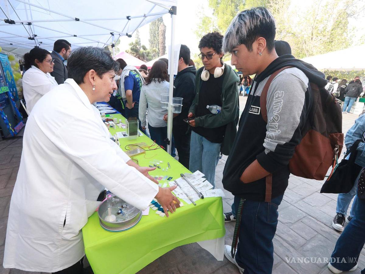 $!Los cuerpos académicos compartieron sus más recientes avances con la comunidad universitaria.