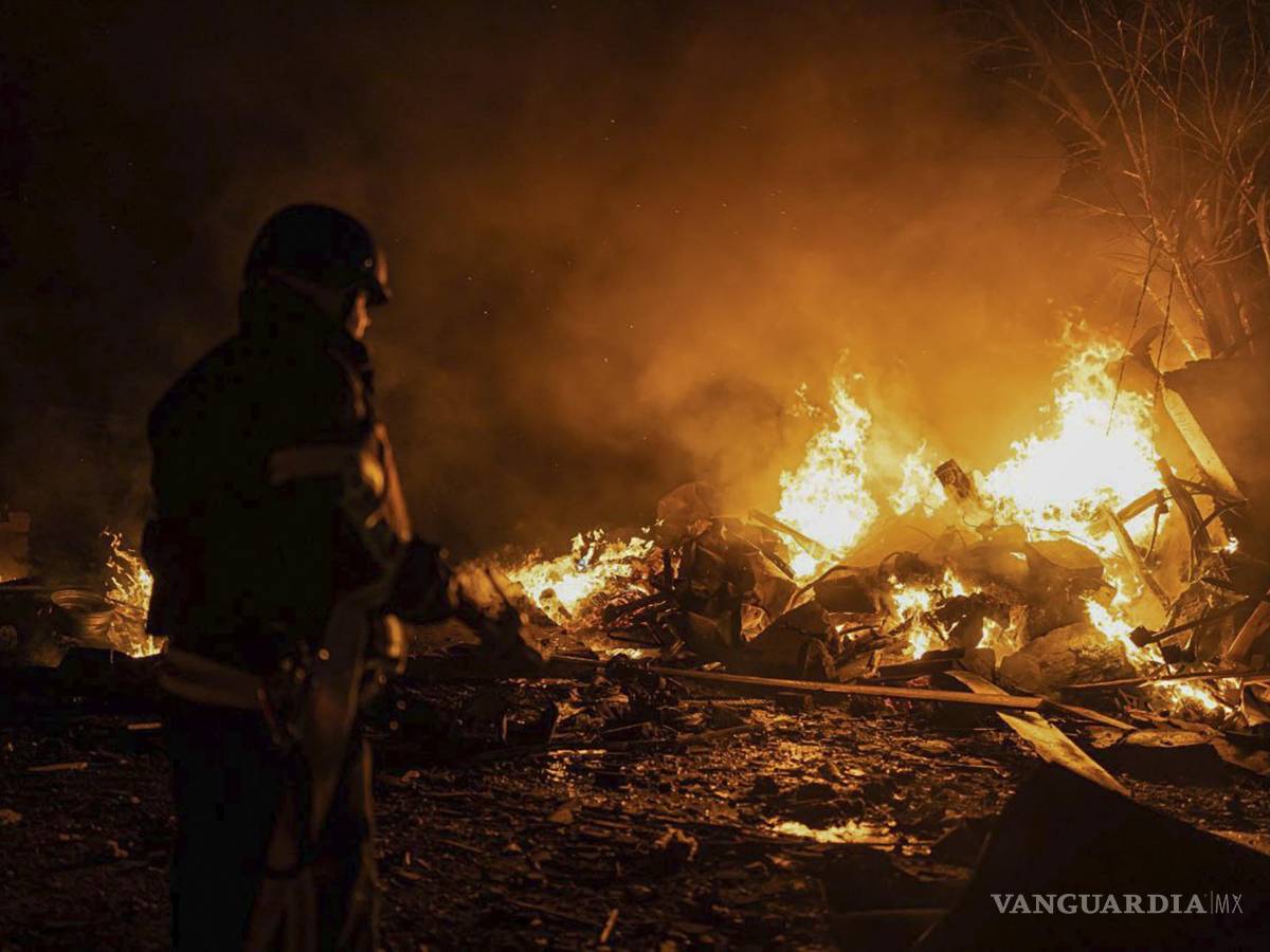 $!Mientras tanto, este martes, los ataques arreciaron entre las fuerzas rusas y ucranianas.
