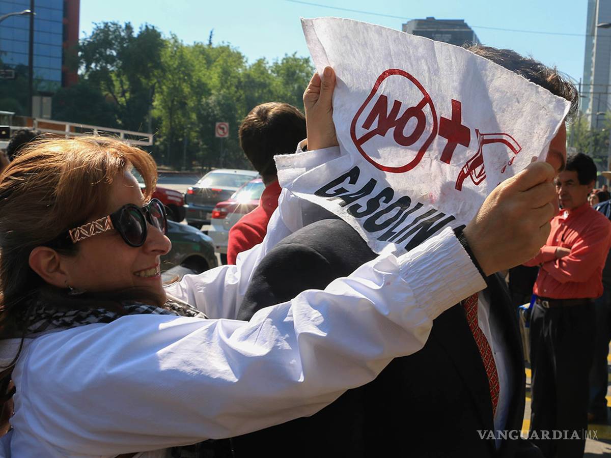 $!Bloqueos y marchas en 28 estados contra el 'gasolinazo'