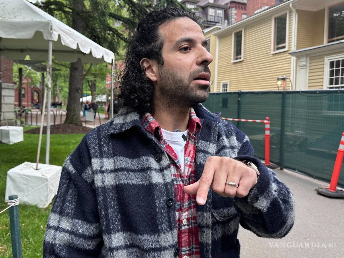 $!Walid Akef, estudiante egipcio de posgrado en historia del arte, habla sobre la decisión deTrump de revocar la autorización de la escuela para admitir estudiantes internacionales.