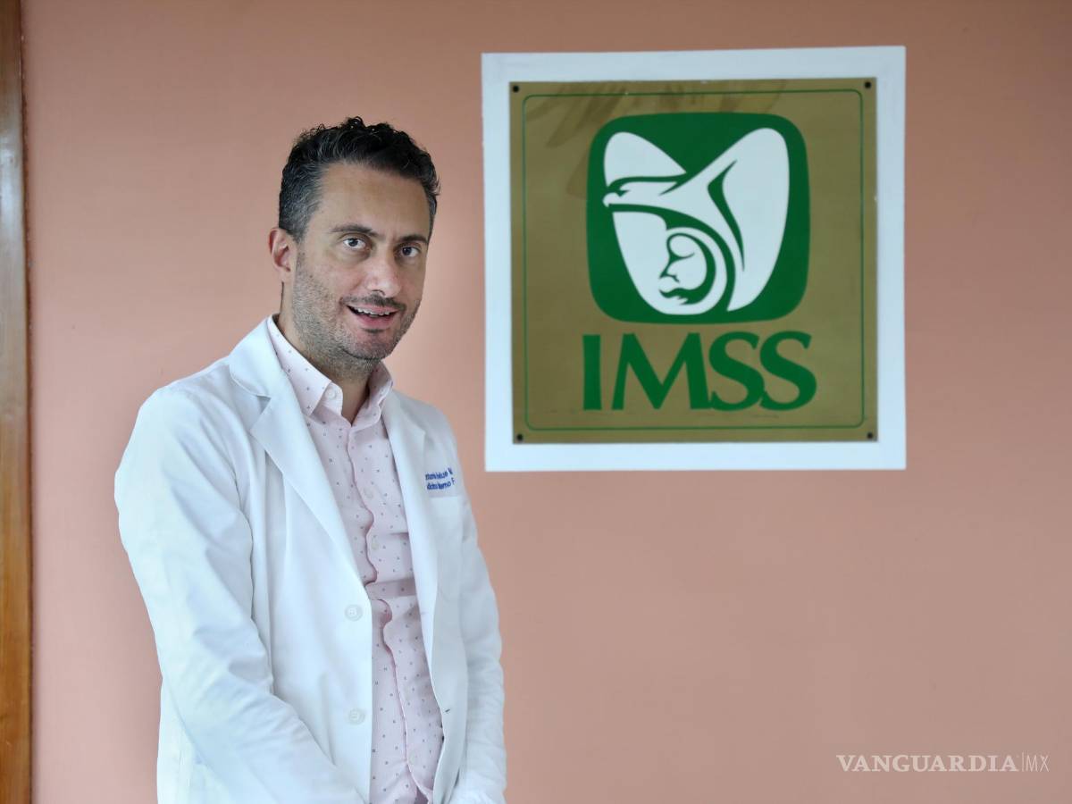 $!El especialista recomienda a las mujeres en edad reproductiva que planean quedar embarazadas, comenzar a tomar ácido fólico.